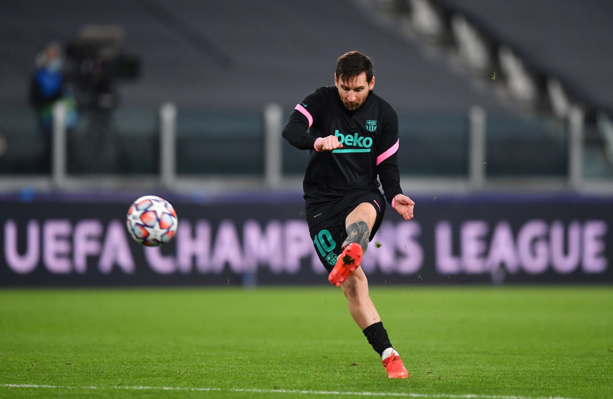 前半段并没 前半段并没