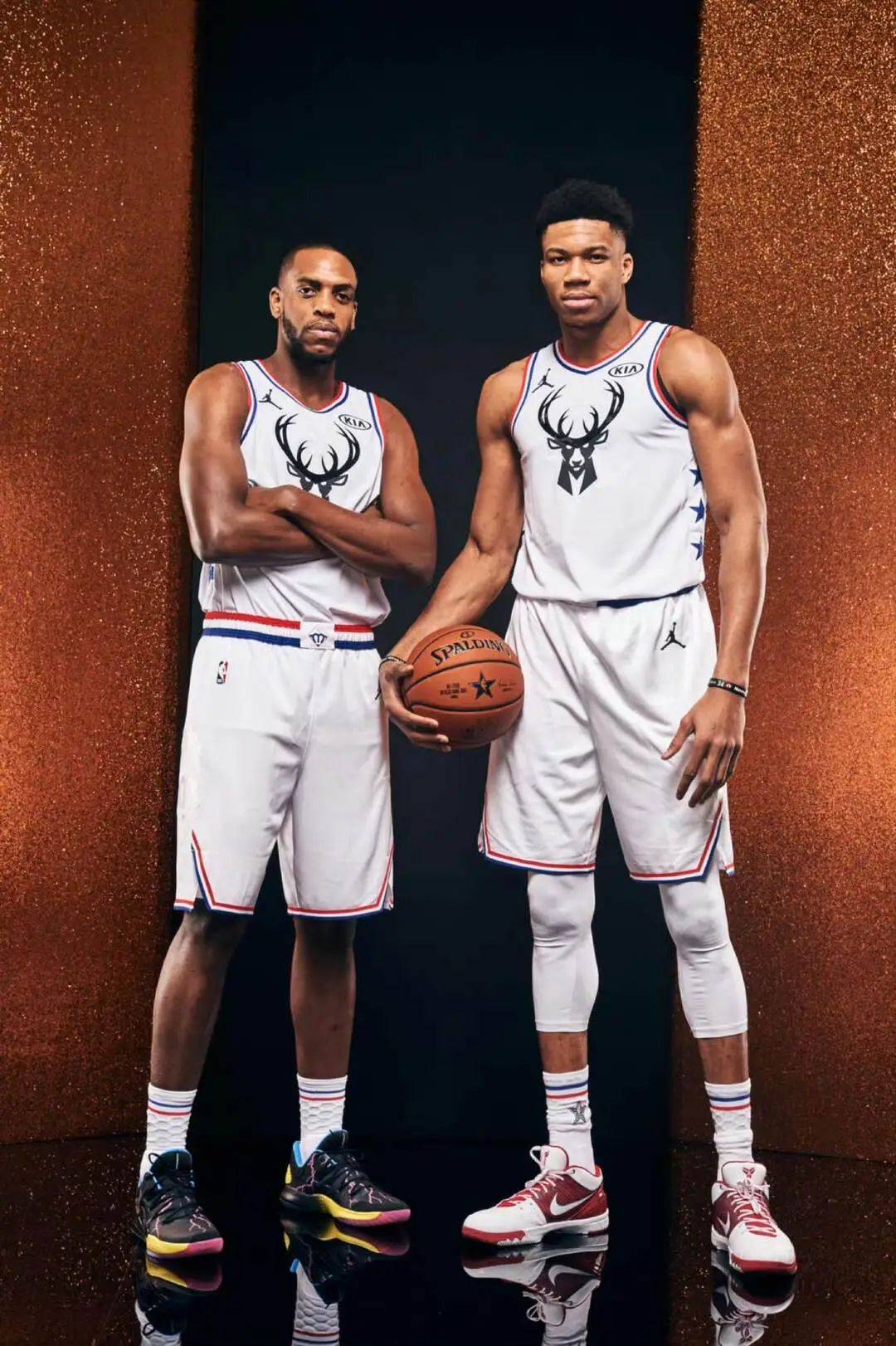 他又能退到 他又能退到