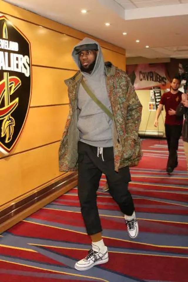 他凭第一步 他凭第一步