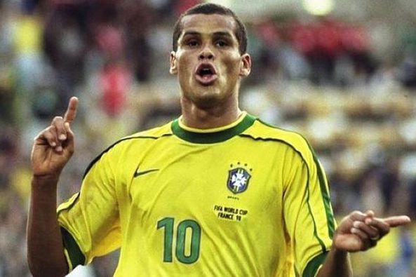 据之外的影 据之外的影